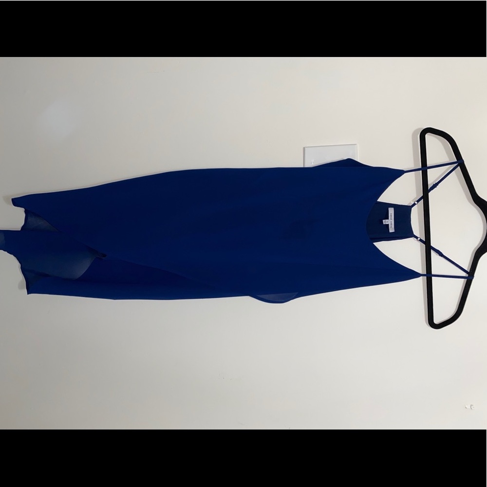blue dress